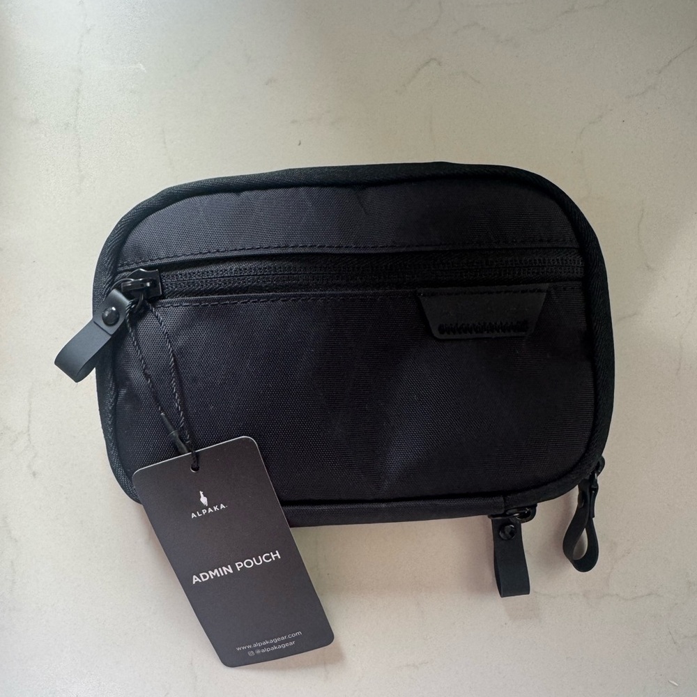 Alpaka Black Admin Pouch